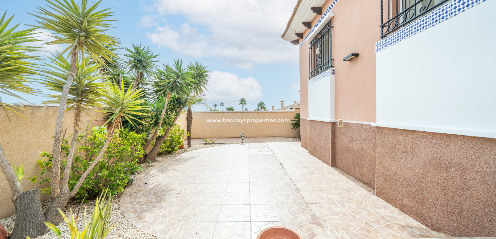 Resale - Fristaende Villa  - Urb. La Marina