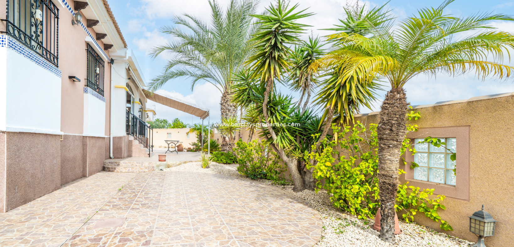 Resale - Fristaende Villa  - Urb. La Marina