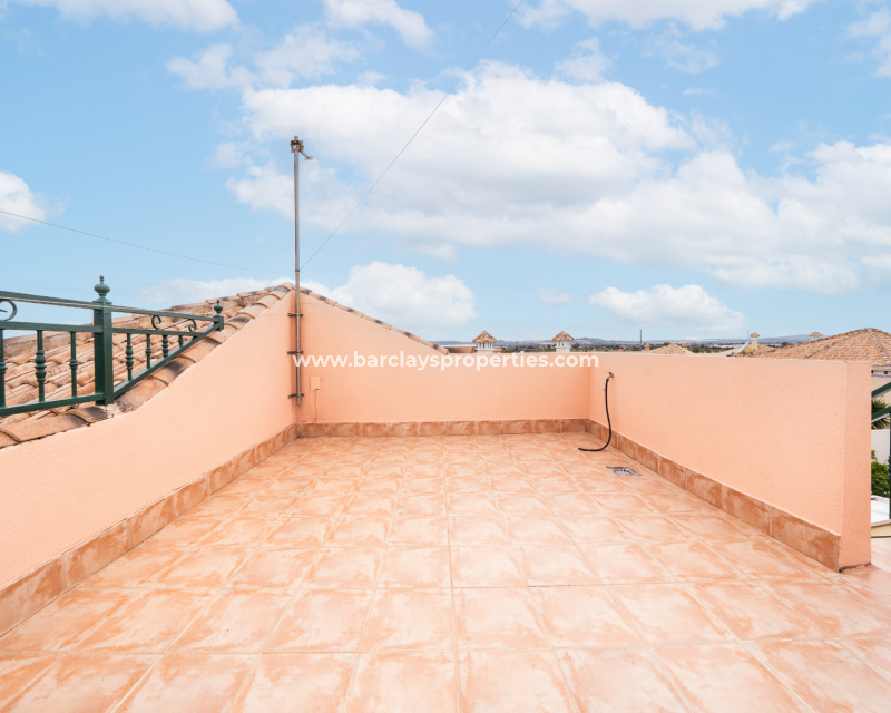 Resale - Fristaende Villa  - Urb. La Marina