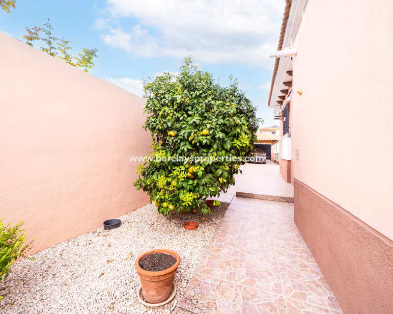 Resale - Fristaende Villa  - Urb. La Marina