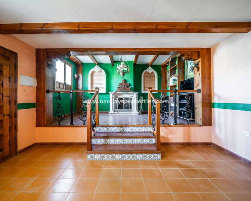 Resale - Fristaende Villa  - Urb. La Marina