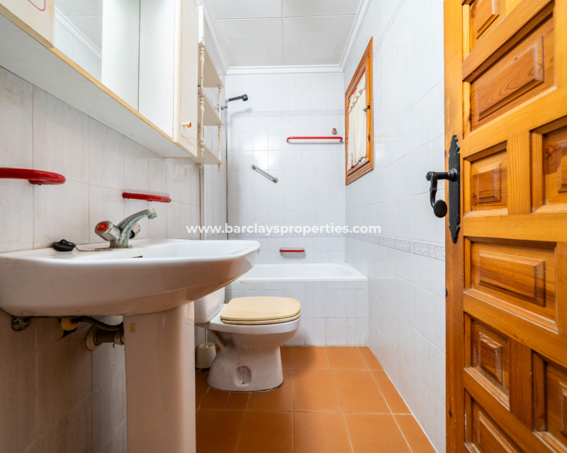 Resale - Fristaende Villa  - Urb. La Marina