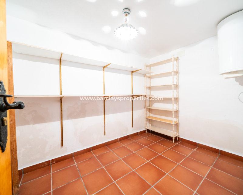 Resale - Fristaende Villa  - Urb. La Marina