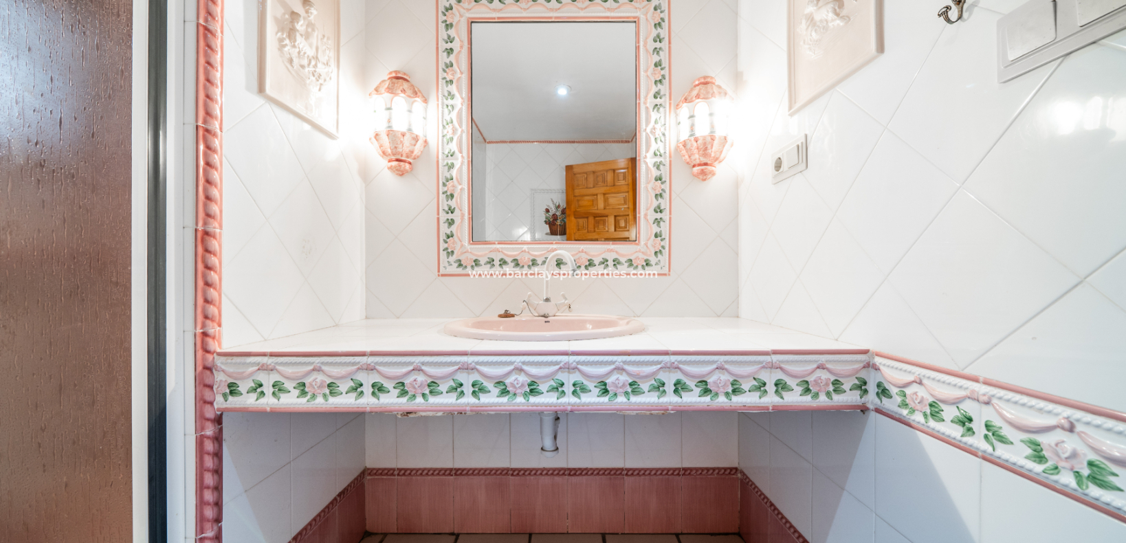 Resale - Fristaende Villa  - Urb. La Marina