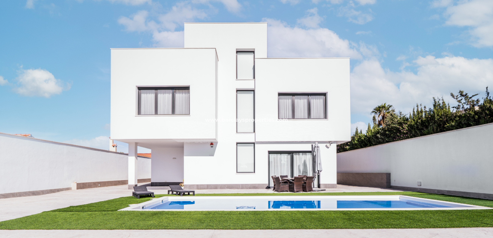 Resale - Fristaende Villa  - Urb. La Marina