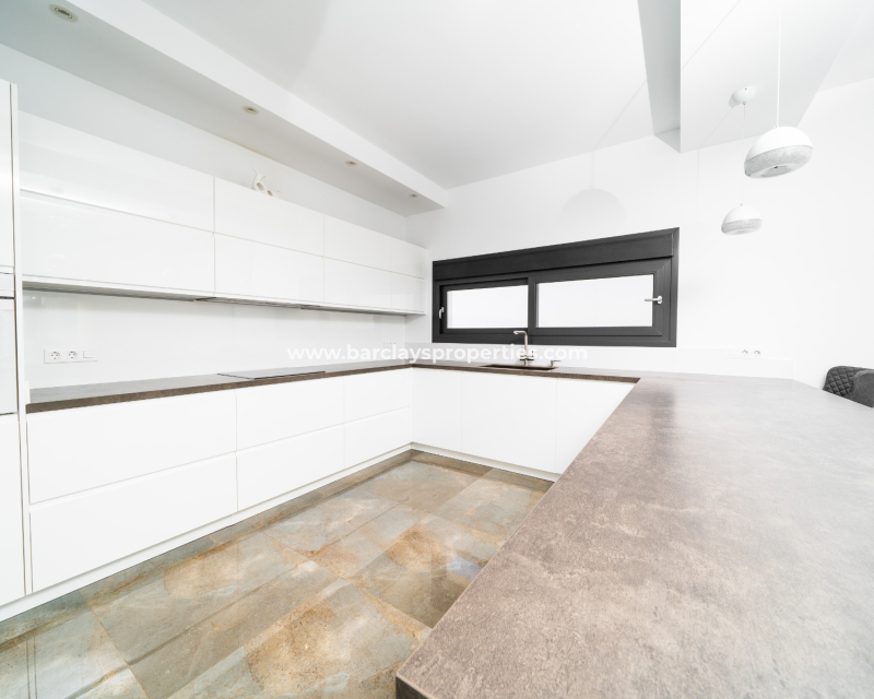 Resale - Fristaende Villa  - Urb. La Marina