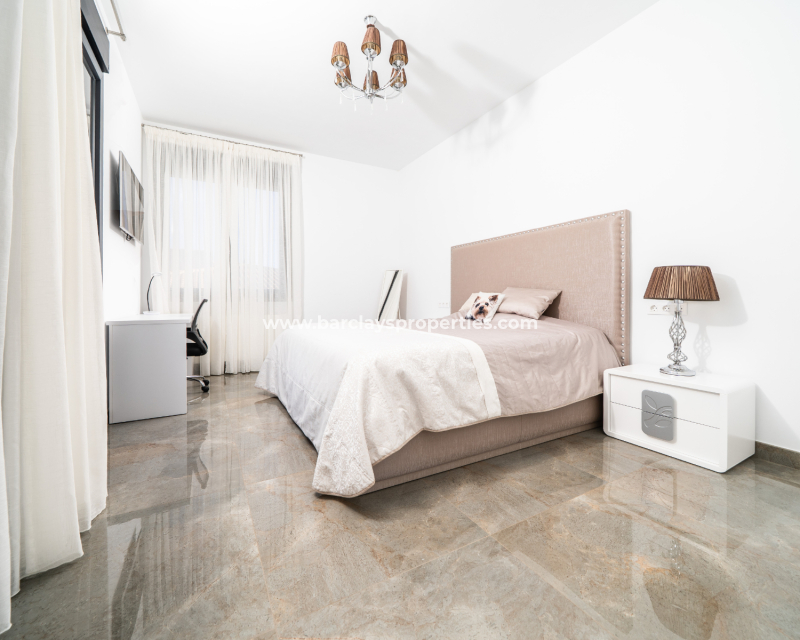 Resale - Fristaende Villa  - Urb. La Marina