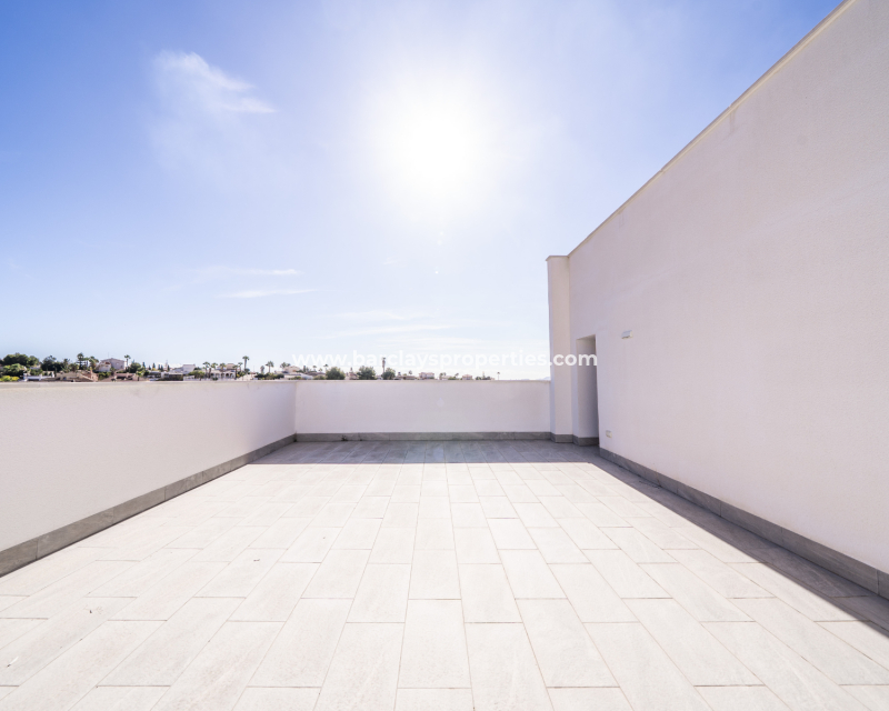 Resale - Fristaende Villa  - Urb. La Marina