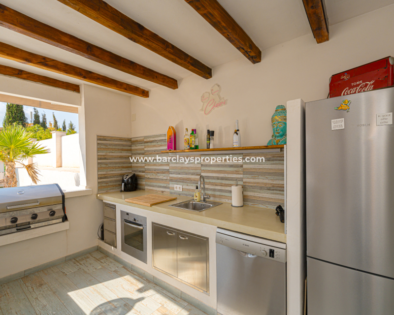 Resale - Fristaende Villa  - Urb. La Marina