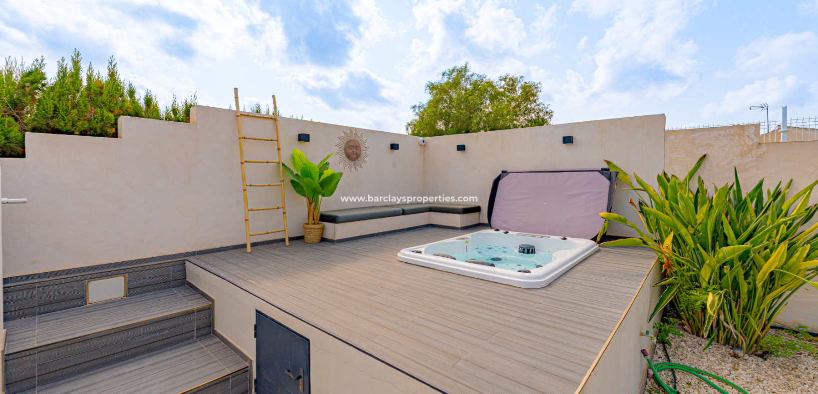 Resale - Fristaende Villa  - Urb. La Marina