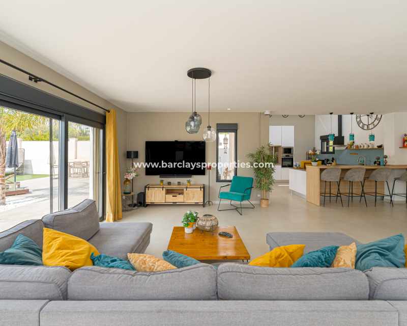 Resale - Fristaende Villa  - Urb. La Marina