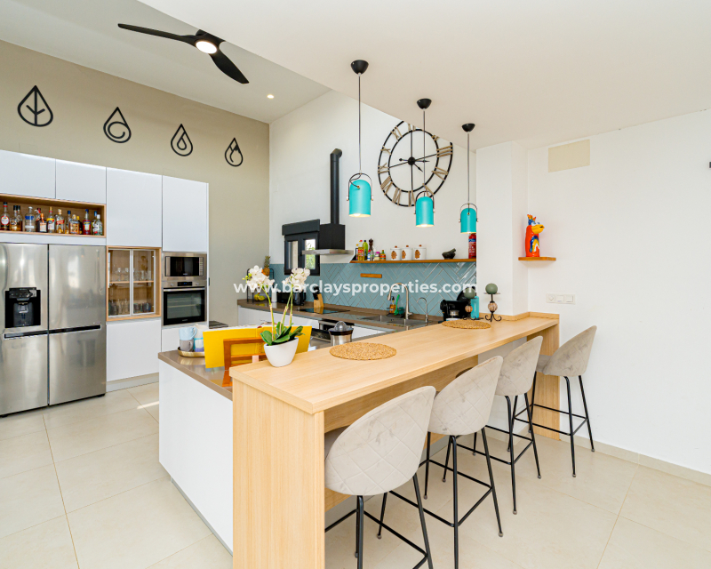 Resale - Fristaende Villa  - Urb. La Marina