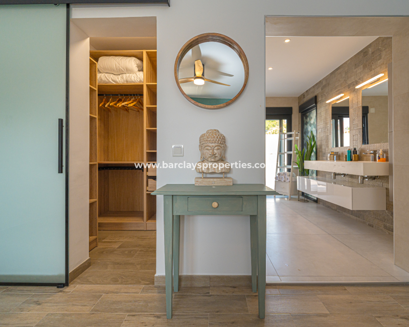 Resale - Fristaende Villa  - Urb. La Marina