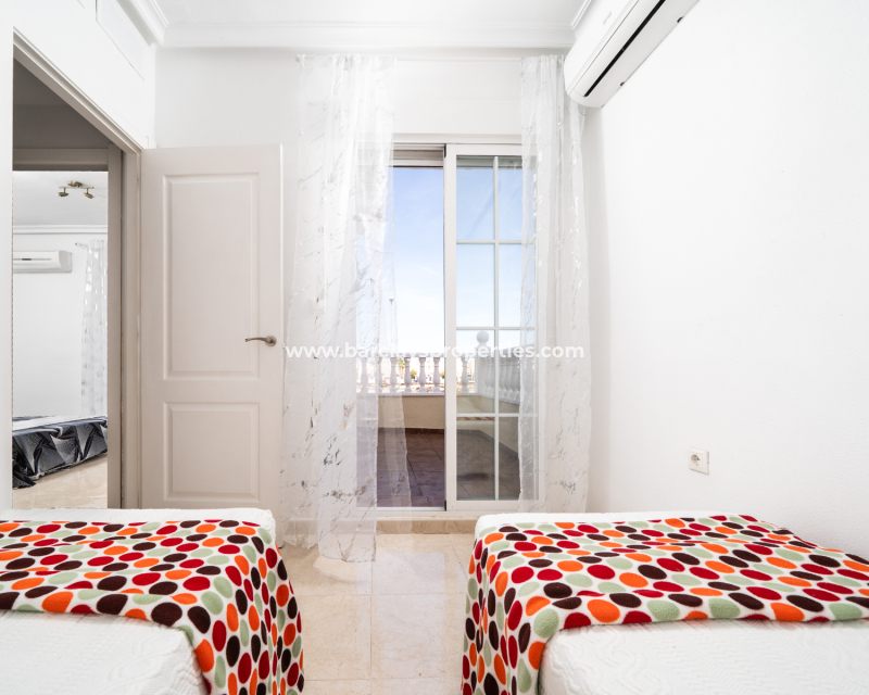 Resale - Fristaende Villa  - Urb. La Marina