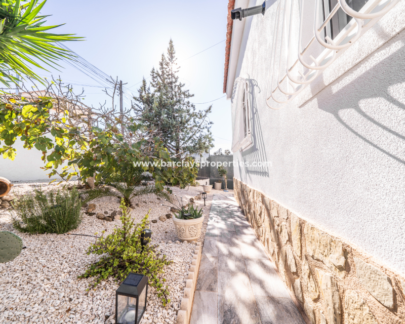 Resale - Fristaende Villa  - Urb. La Marina