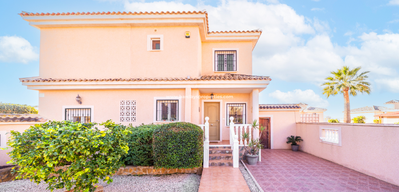 Resale - Fristaende Villa  - Urb. La Marina