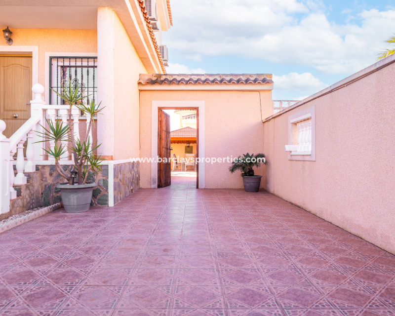 Resale - Fristaende Villa  - Urb. La Marina