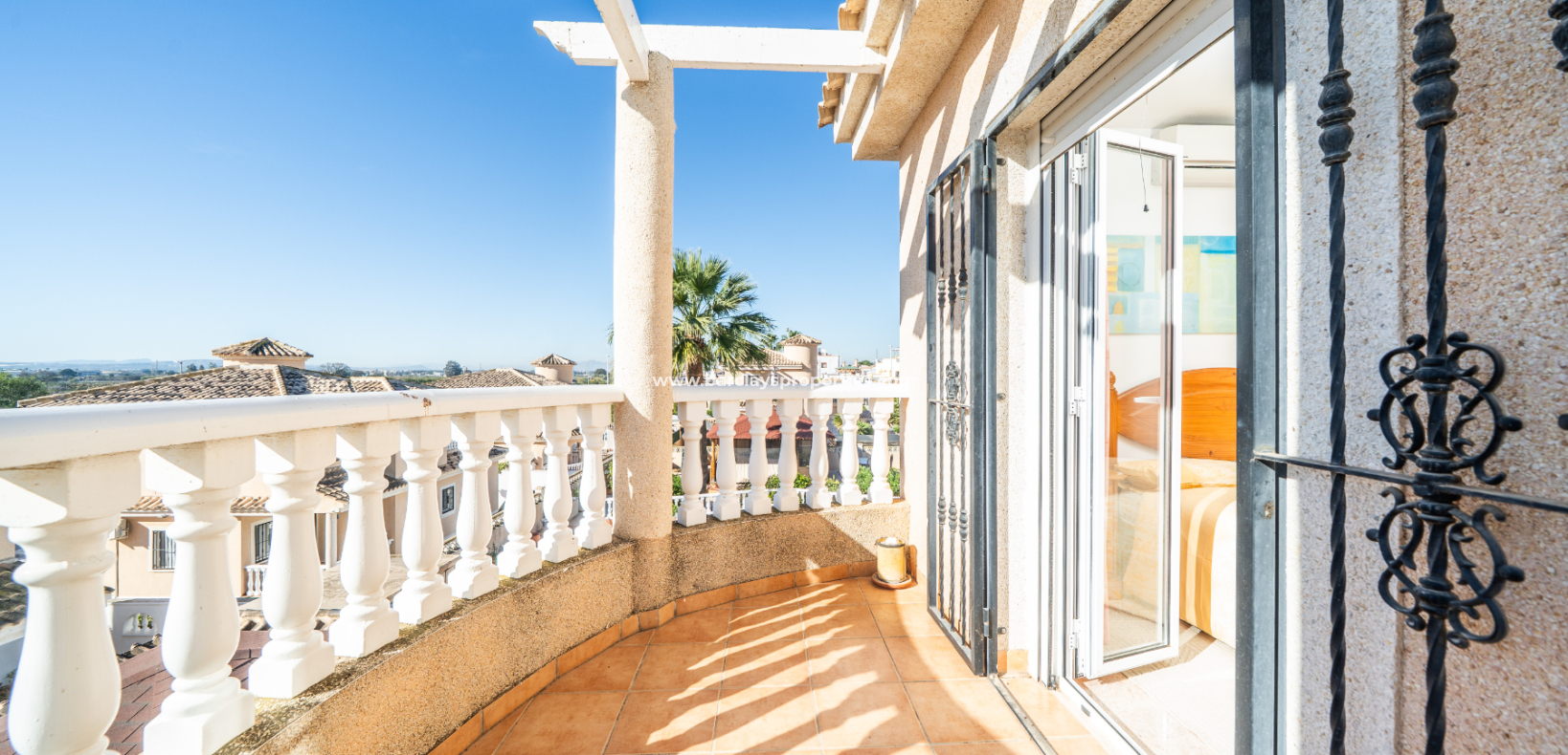 Resale - Fristaende Villa  - Urb. La Marina