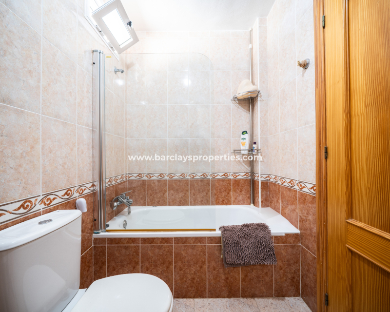 Resale - Fristaende Villa  - Urb. La Marina