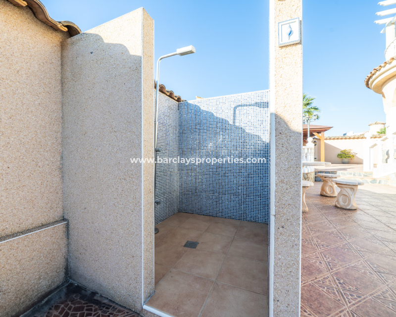 Resale - Fristaende Villa  - Urb. La Marina