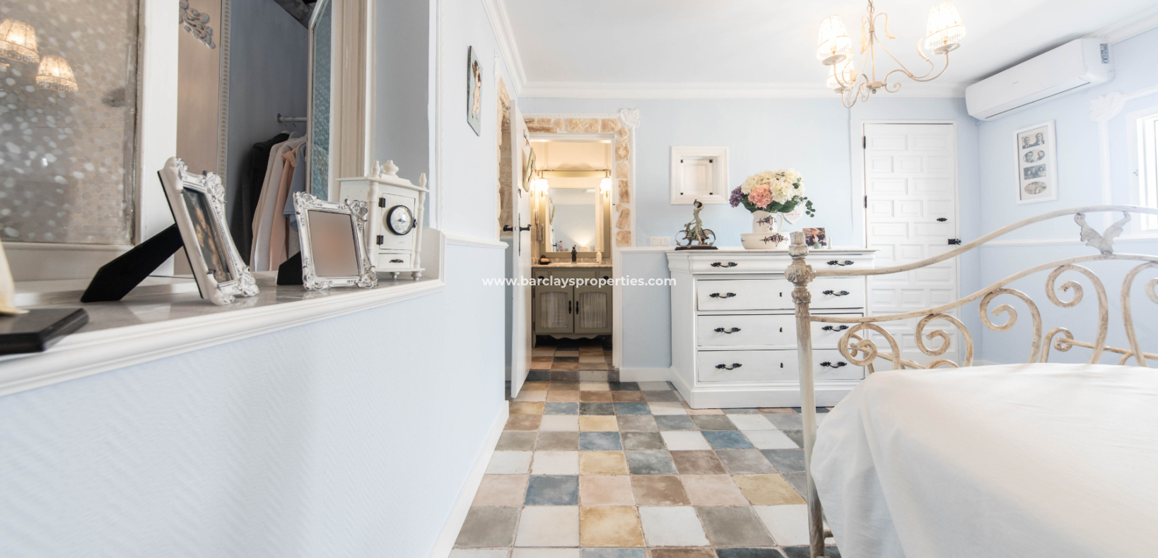 Resale - Fristaende Villa  - Urb. La Marina