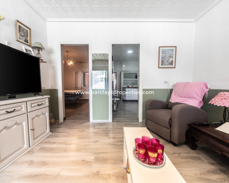 Resale - Fristaende Villa  - Urb. La Marina