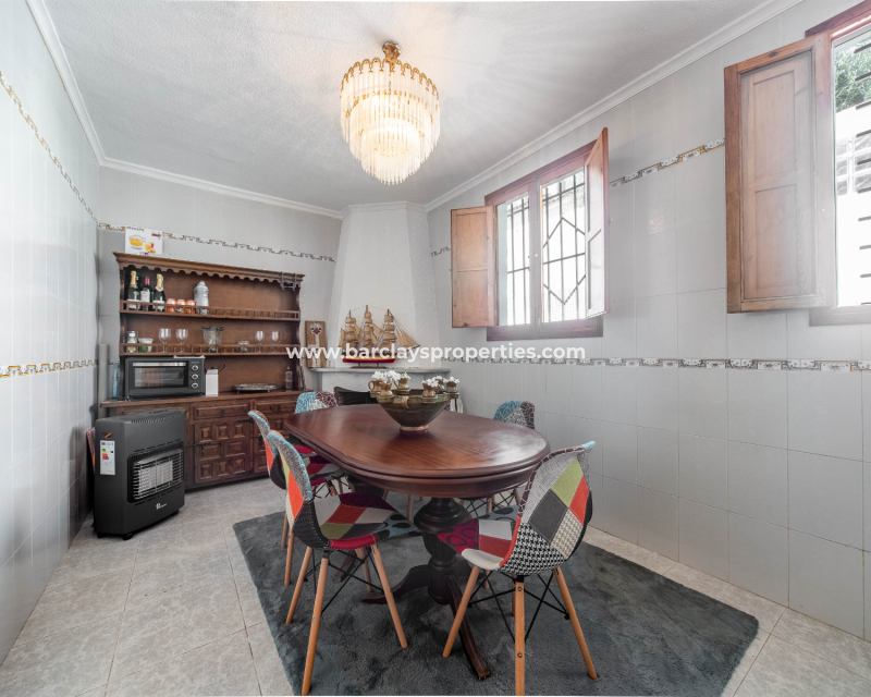 Resale - Fristaende Villa  - Urb. La Marina