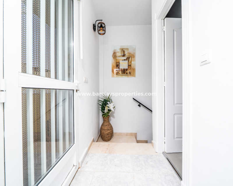 Resale - Fristaende Villa  - Urb. La Marina