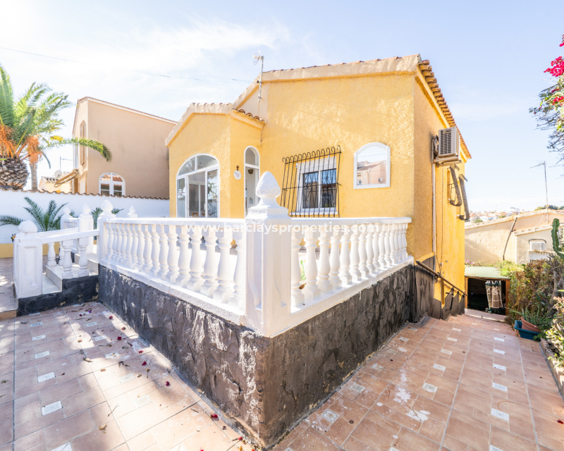 Resale - Fristaende Villa  - Urb. La Marina