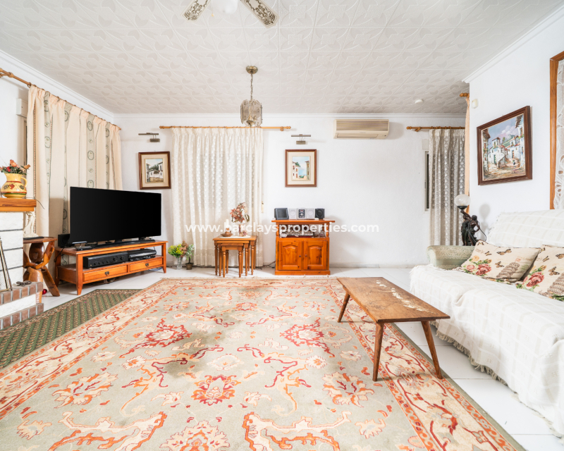 Resale - Fristaende Villa  - Urb. La Marina