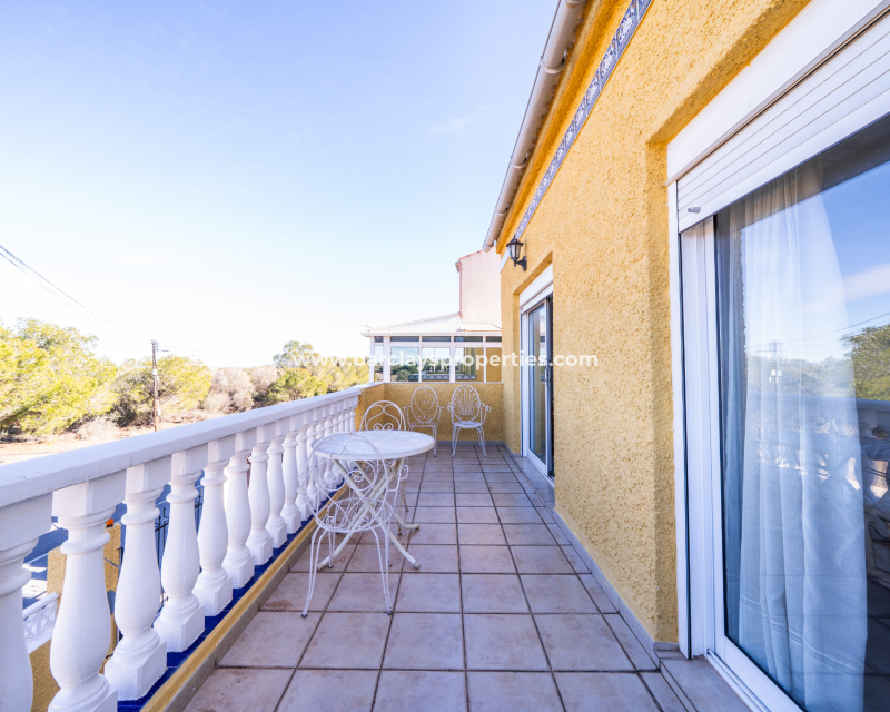 Resale - Fristaende Villa  - Urb. La Marina