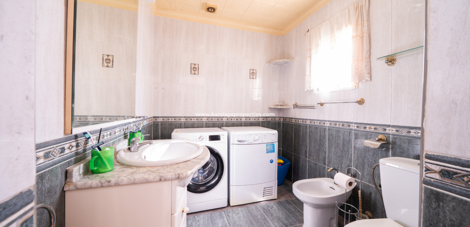 Resale - Fristaende Villa  - Urb. La Marina