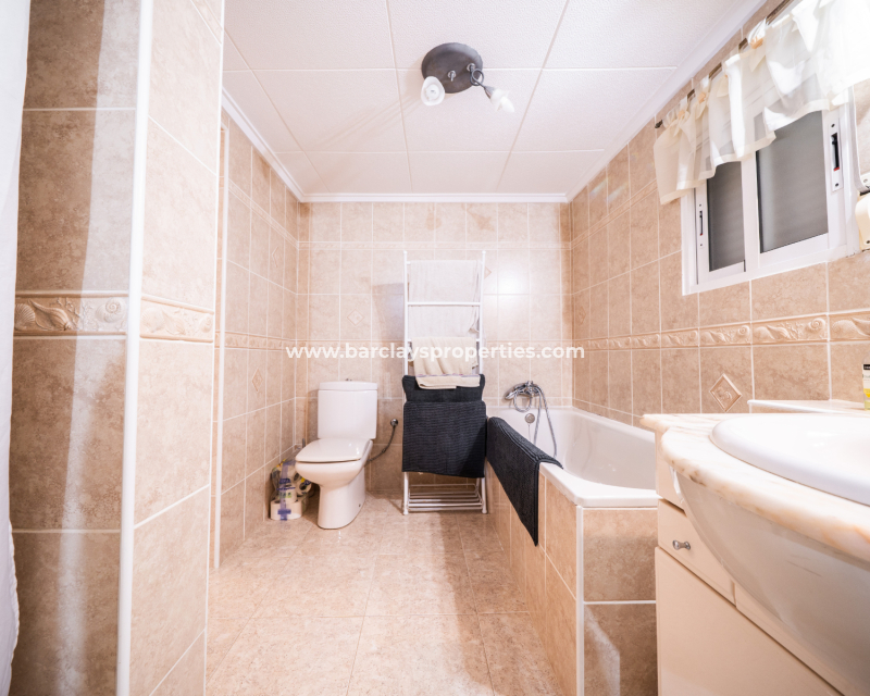 Resale - Fristaende Villa  - Urb. La Marina