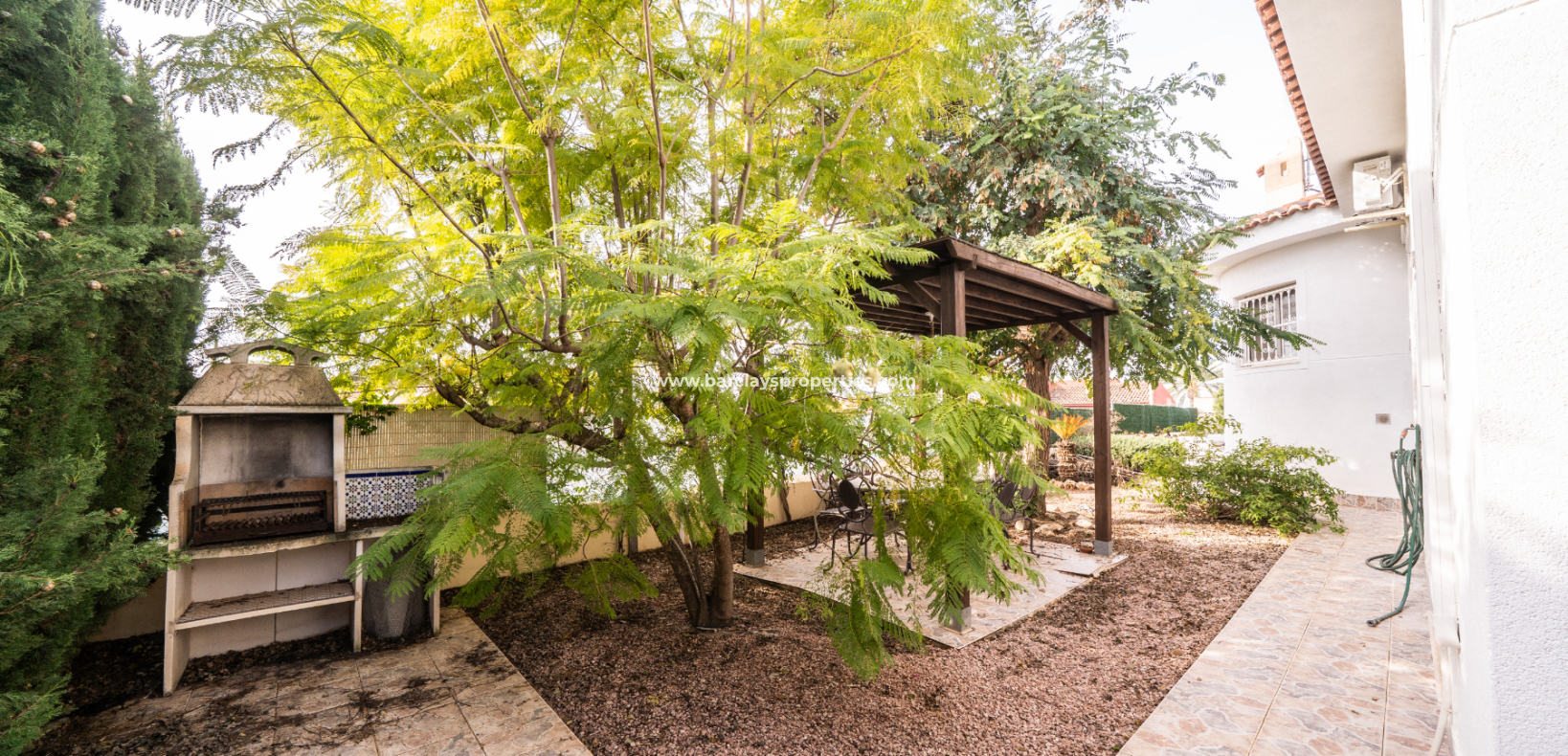 Resale - Fristaende Villa  - Urb. La Marina