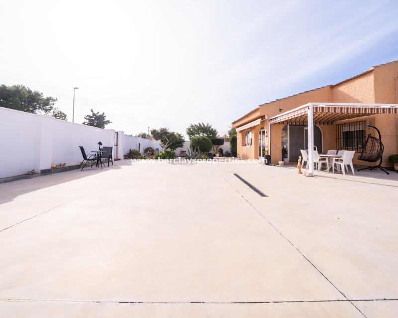 Resale - Fristaende Villa  - Urb. La Marina