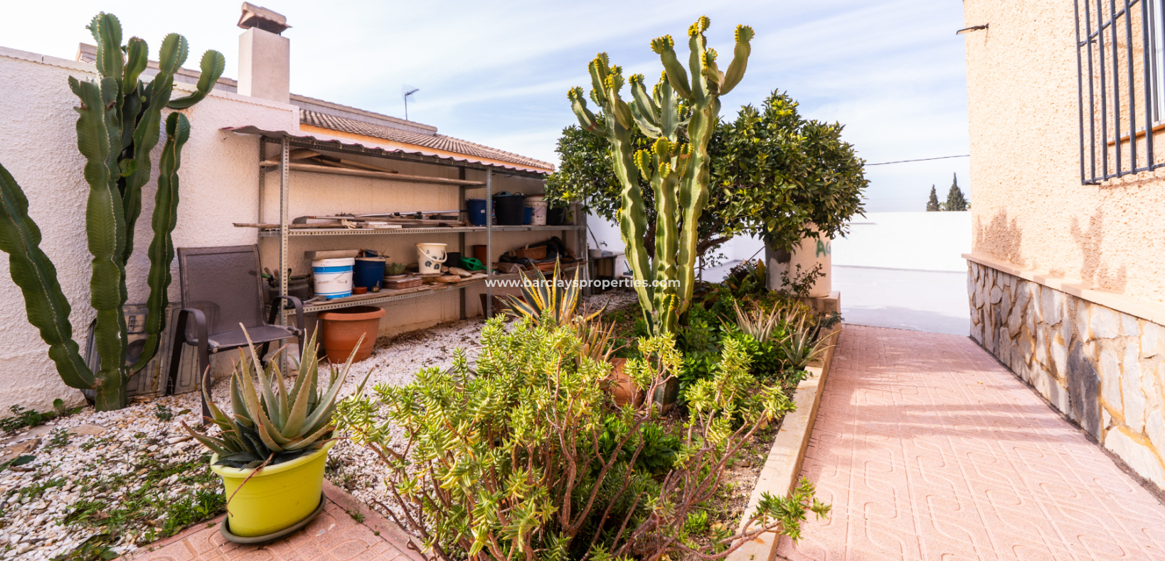 Resale - Fristaende Villa  - Urb. La Marina