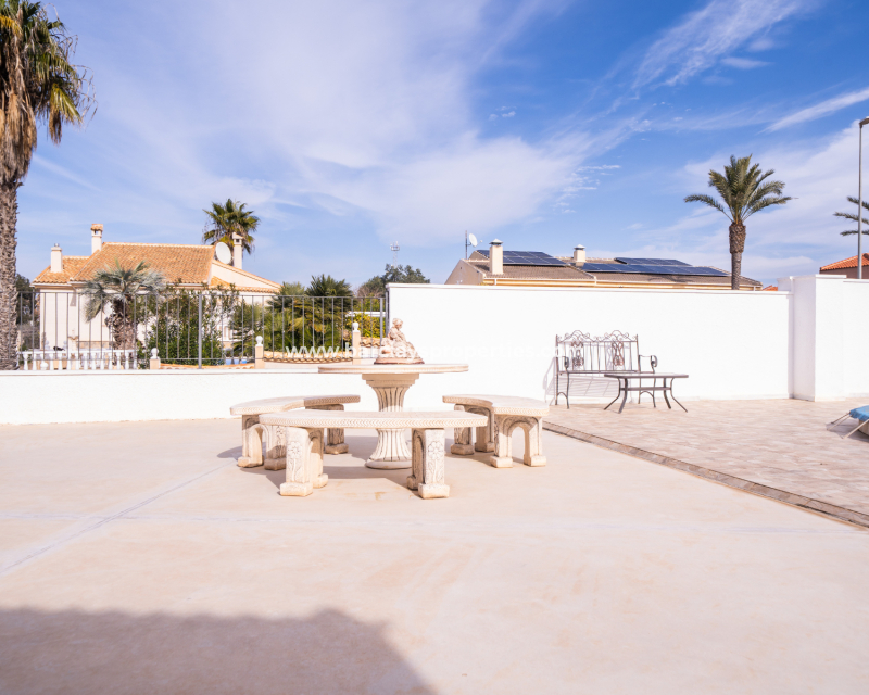 Resale - Fristaende Villa  - Urb. La Marina