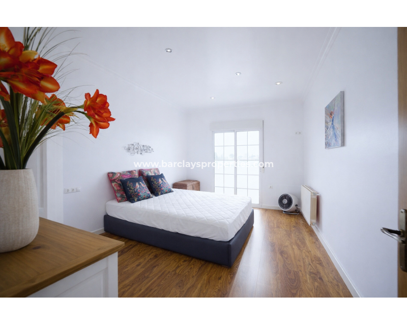 Resale - Fristaende Villa  - Urb. La Marina