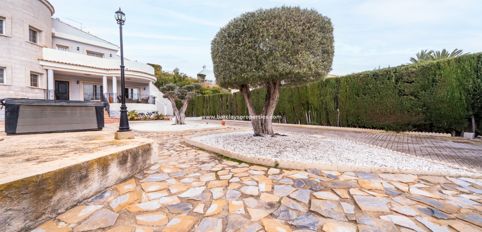 Resale - Fristaende Villa  - Urb. La Marina