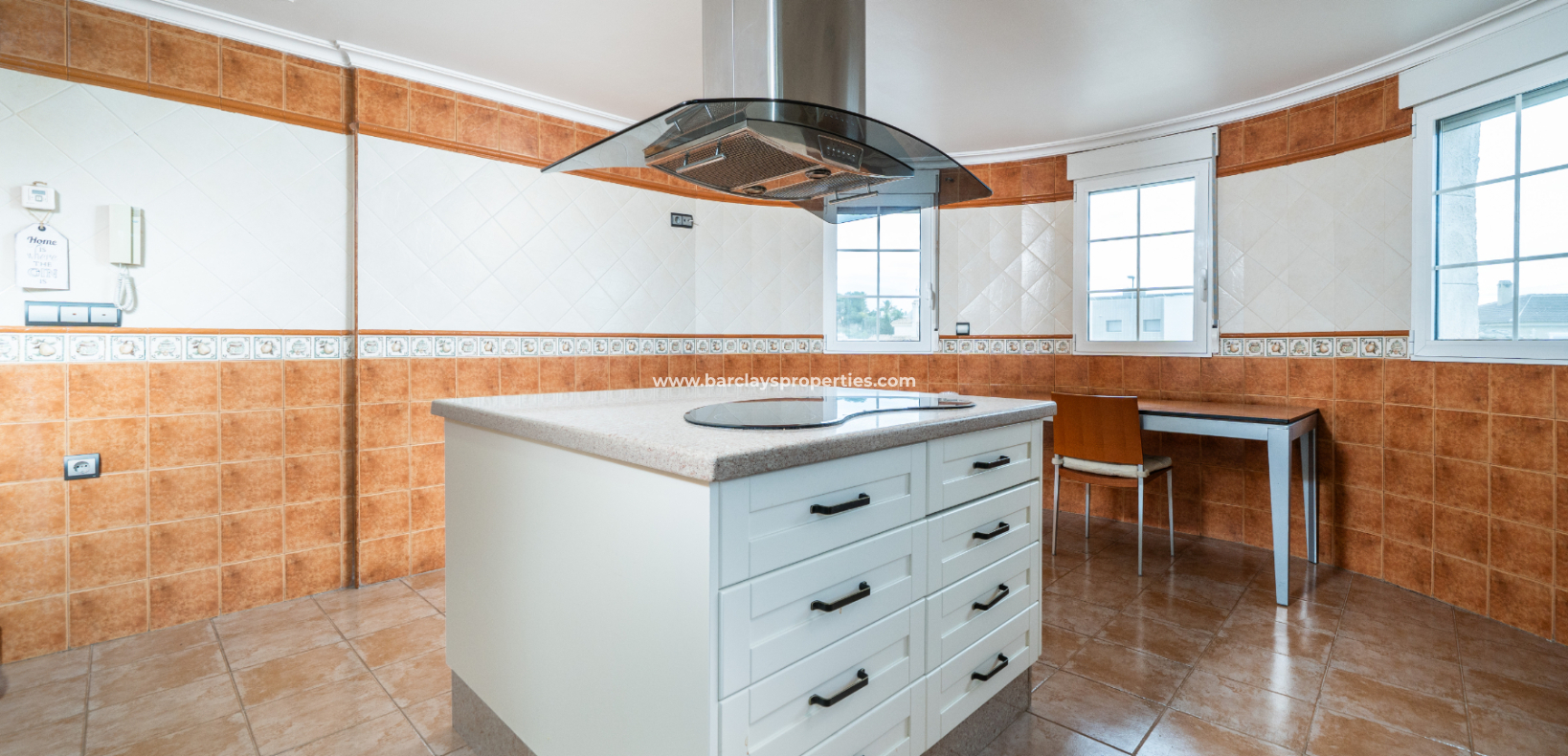 Resale - Fristaende Villa  - Urb. La Marina