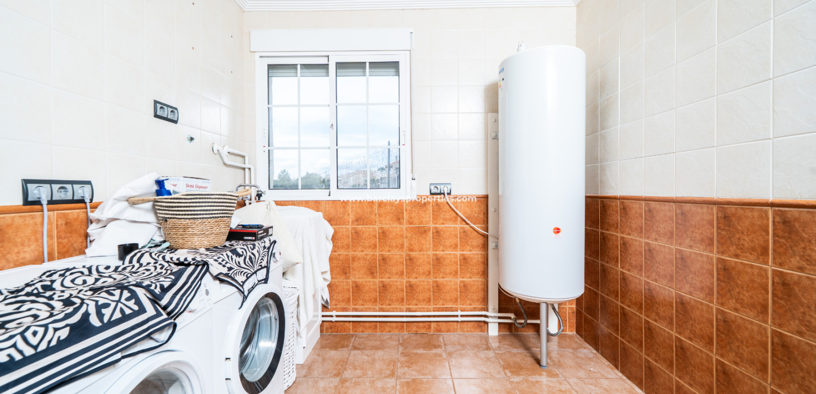 Resale - Fristaende Villa  - Urb. La Marina