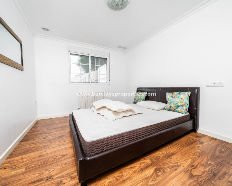 Resale - Fristaende Villa  - Urb. La Marina