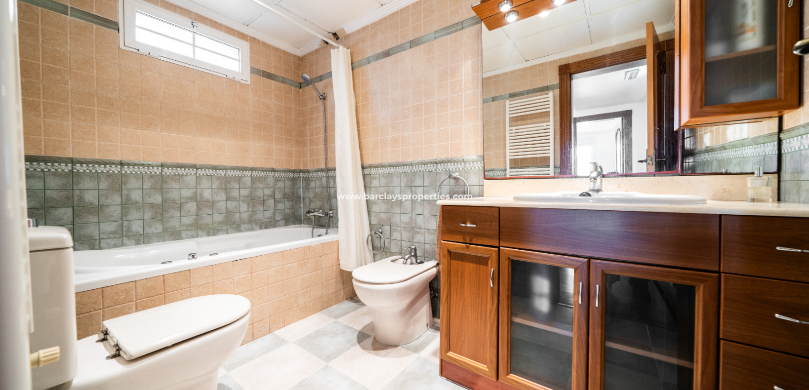 Resale - Fristaende Villa  - Urb. La Marina