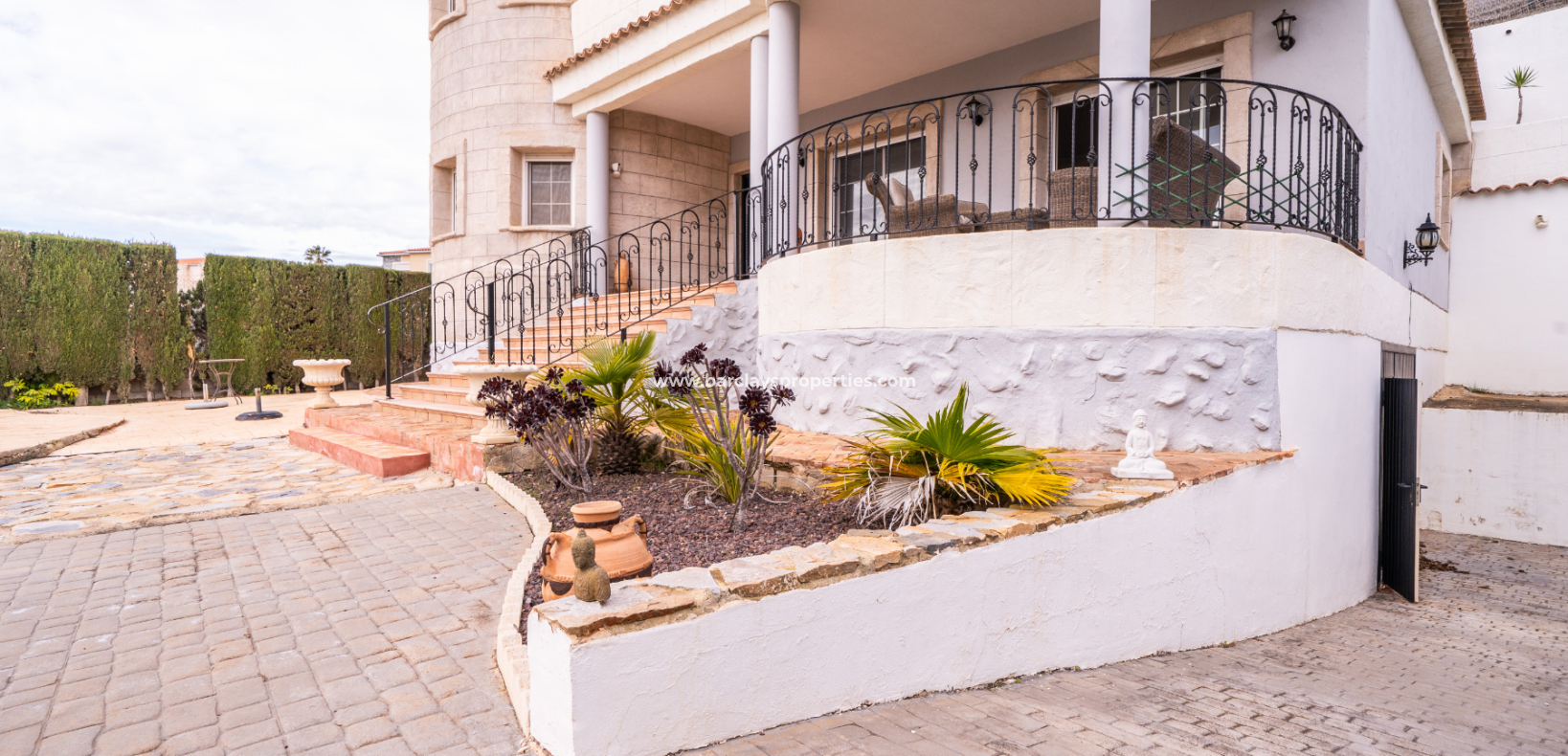 Resale - Fristaende Villa  - Urb. La Marina