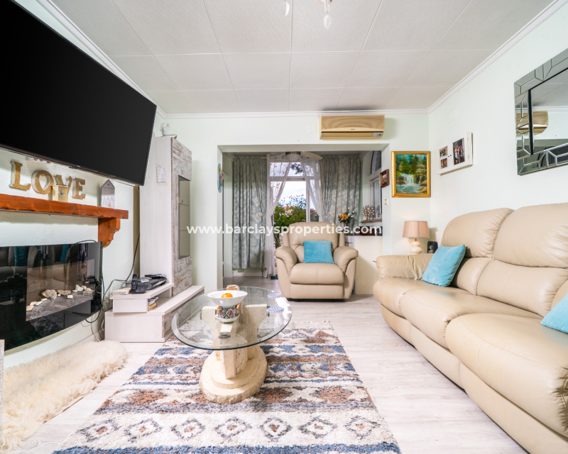 Resale - Fristaende Villa  - Urb. La Marina