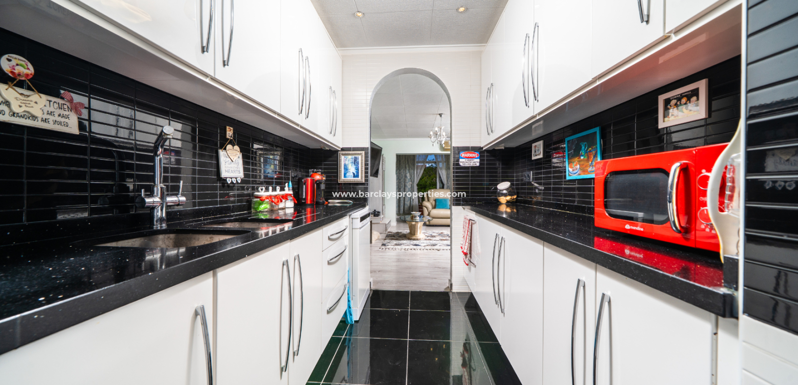 Resale - Fristaende Villa  - Urb. La Marina