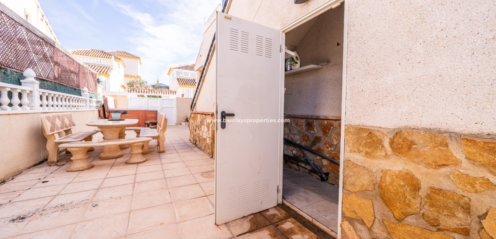 Resale - Fristaende Villa  - Urb. La Marina