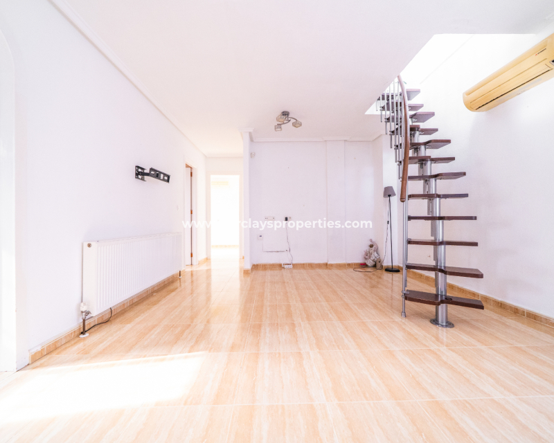 Resale - Fristaende Villa  - Urb. La Marina