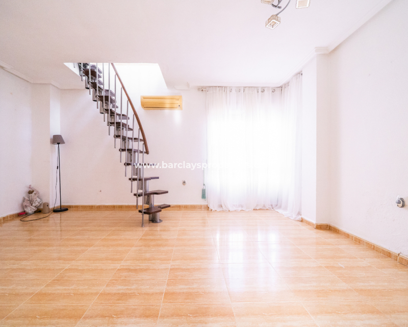 Resale - Fristaende Villa  - Urb. La Marina