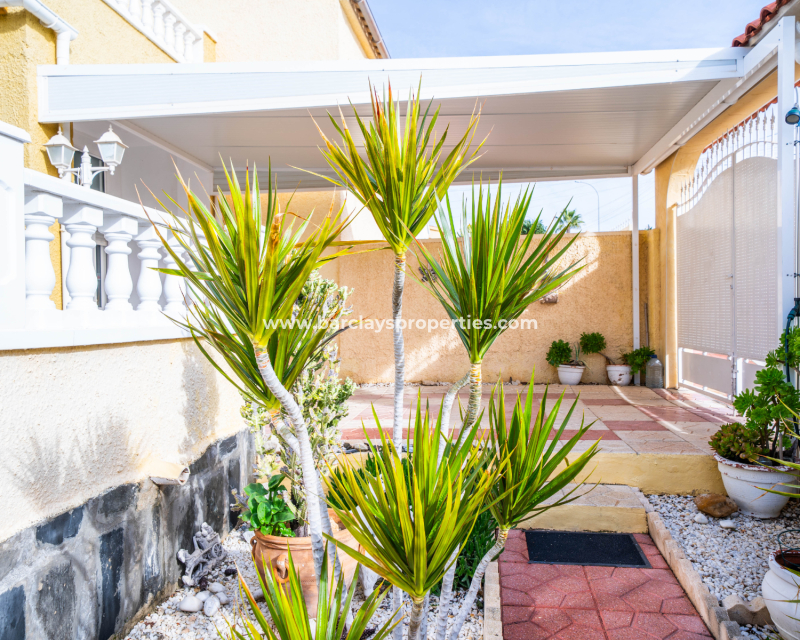 Resale - Fristaende Villa  - Urb. La Marina